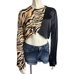 NWT Usisi Sister Hermione Crop Top Black Tiger Women's M Colorblock Casual Chic